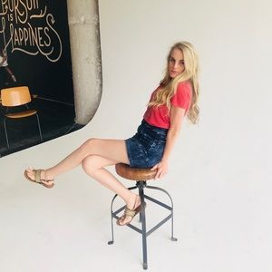 Meet your Posher, Alyssa